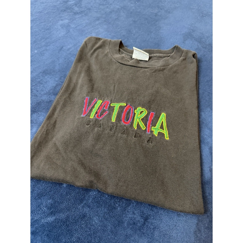 Vtg Gildan Heavyweight Victoria Canada Embroidered T Shirt Mens L Black Souvenir